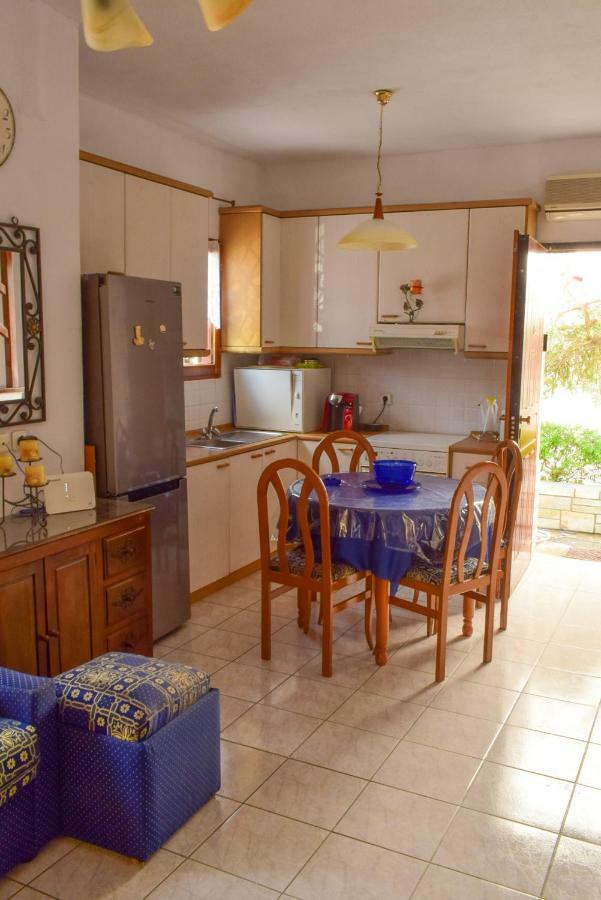 Zoli House Villa Пефкохори Екстериор снимка